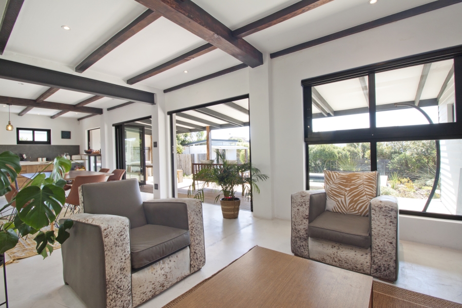 3 Bedroom Property for Sale in Kommetjie Western Cape